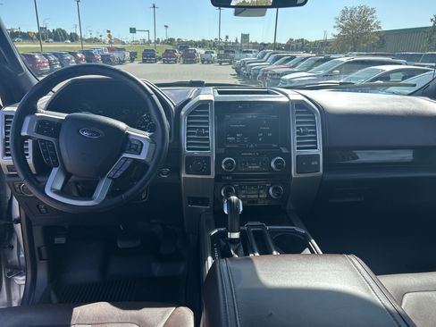 Used 2015 Ford F150 Platinum w/ Max Trailer Tow Package AWD/4WD image 10