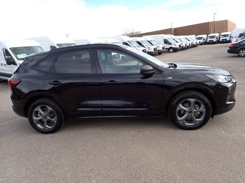 Used 2024 Ford Escape ST-Line image 5