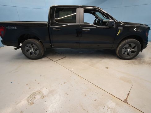 New 2025 Ford F150 STX w/ Equipment Group 200A image 27