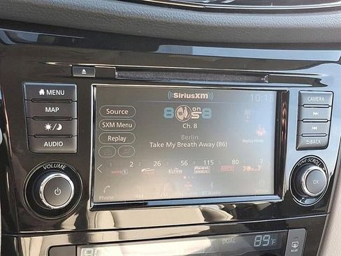 Used 2022 Nissan Rogue Sport SL image 17