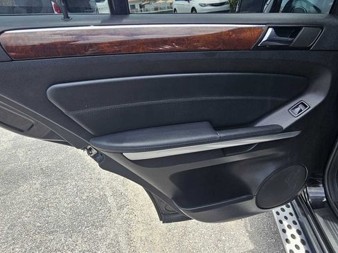 Used 2011 Mercedes-Benz ML 350 4MATIC image 14