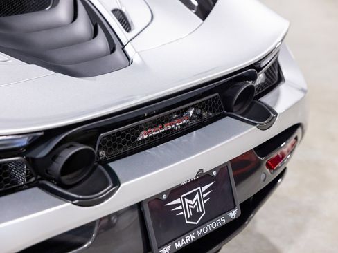 Used 2020 McLaren 720S Performance image 9