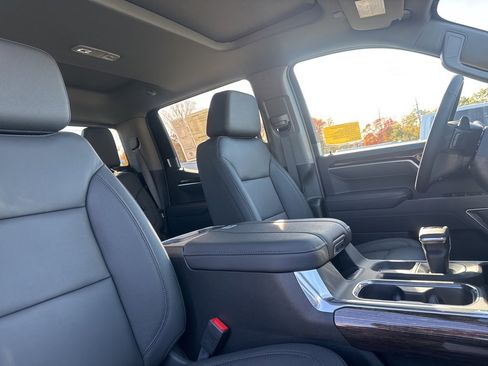 New 2026 GMC Sierra 1500 Elevation w/ Elevation Premium Package image 11