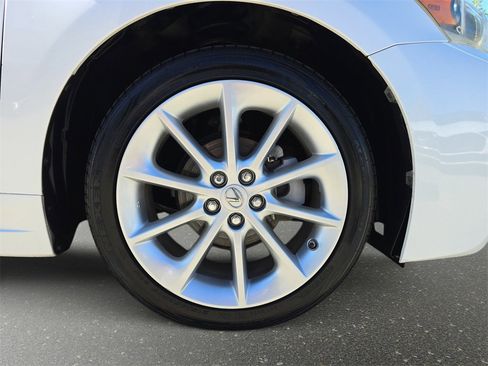 Used 2012 Lexus CT 200h image 35