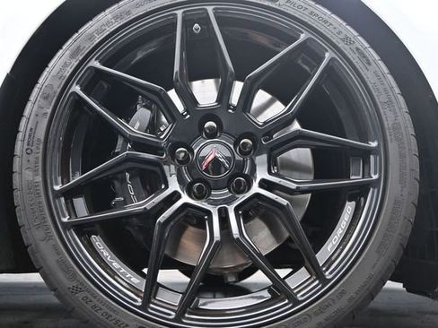 Used 2023 Chevrolet Corvette Z06 RWD image 9