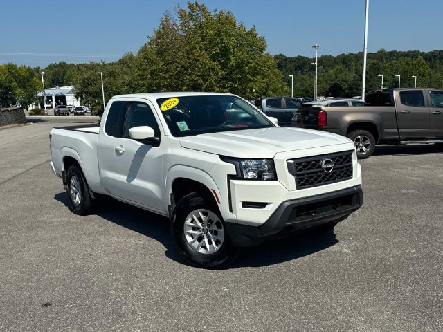 Used 2024 Nissan Frontier SV w/ Technology Package RWD image 2