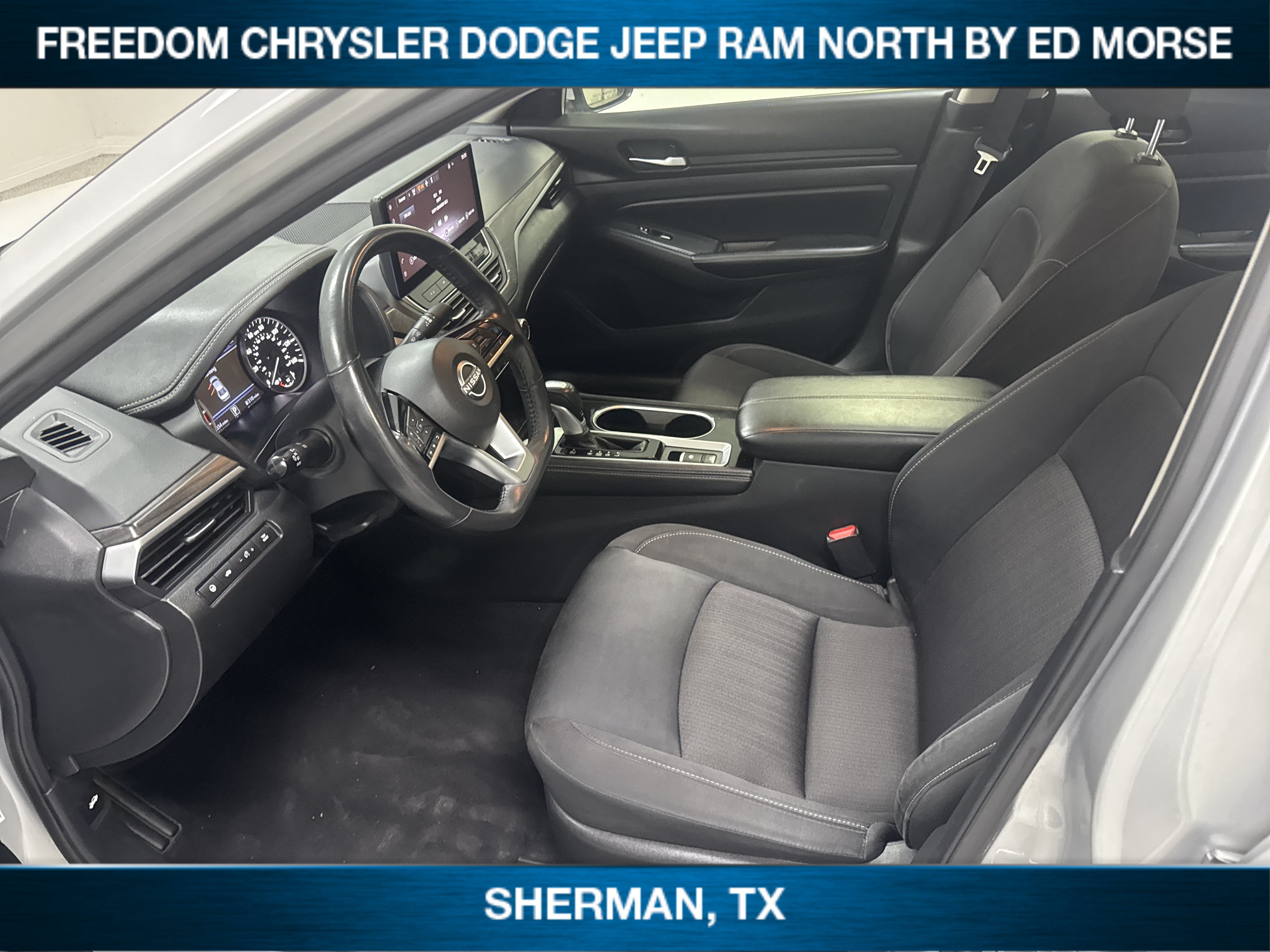 Used 2024 Nissan Altima 2.5 SV w/ SV Premium Package FWD image 7