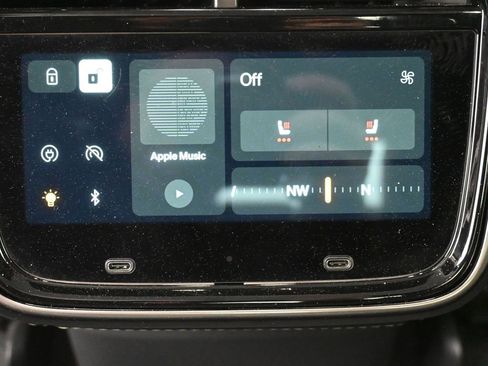 Used 2024 Rivian R1T Adventure image 23