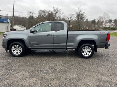 Used 2020 Chevrolet Colorado LT w/ LT Convenience Package image 11