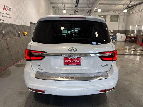 Used 2023 INFINITI QX80 Sensory w/ All-Season Package AWD/4WD image 5