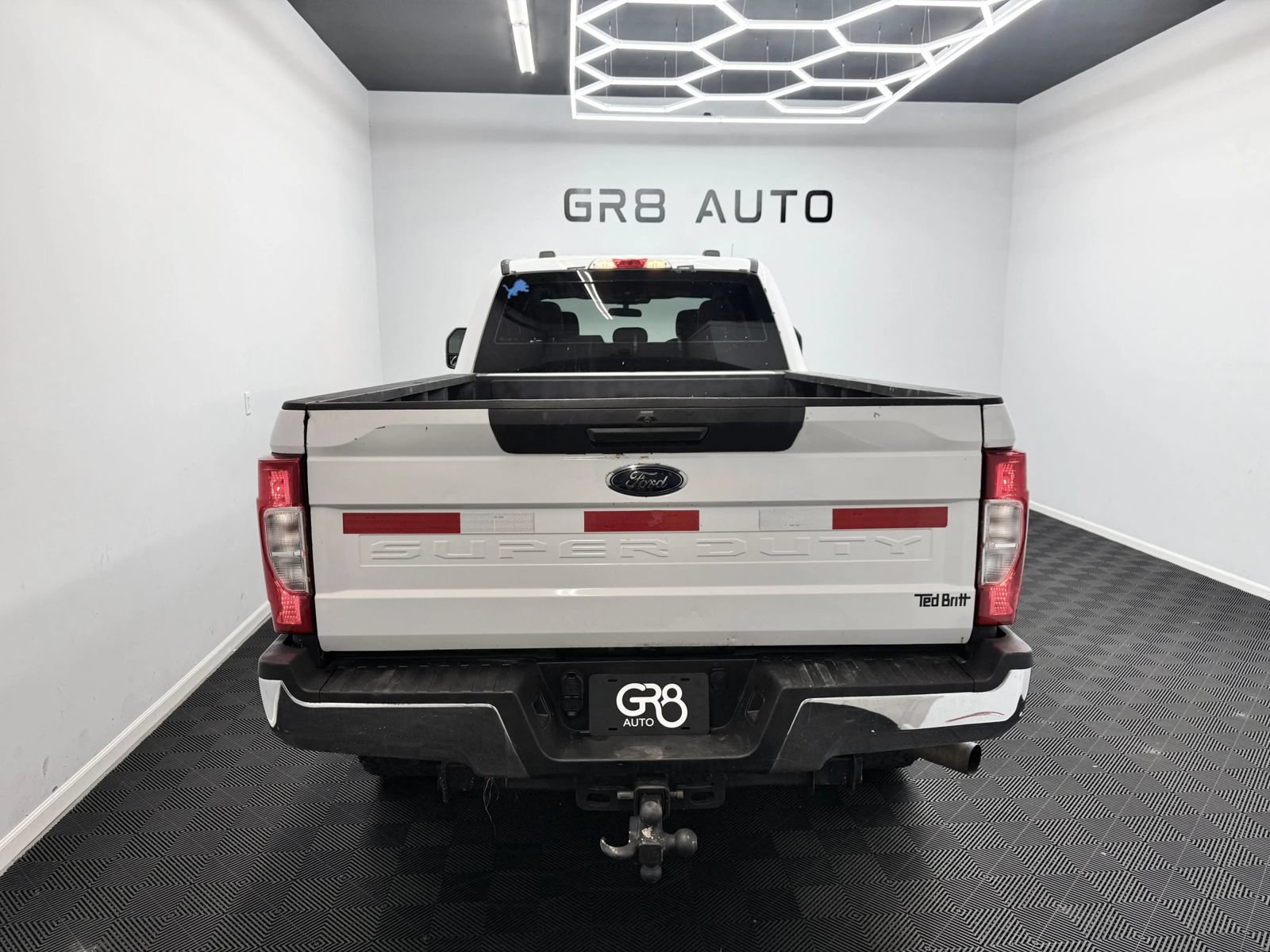 Used 2020 Ford F250 XL w/ Power Equipment Group AWD/4WD image 6