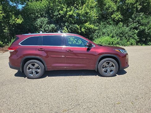 Used 2017 Toyota Highlander Limited Platinum w/ Protection Package #3 AWD/4WD image 13