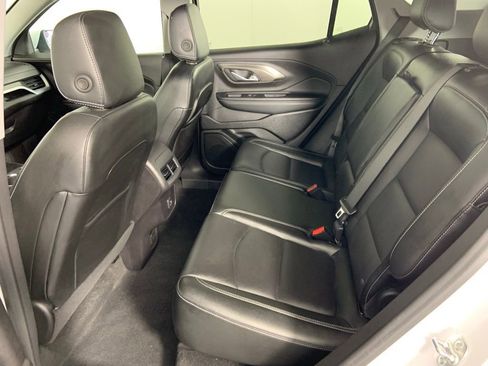 Used 2024 GMC Terrain SLT FWD image 20