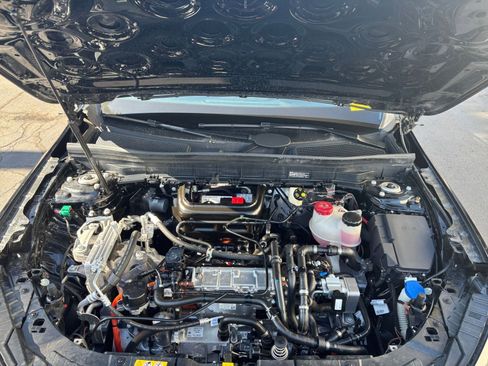 Used 2024 Mercedes-Benz EQB 250+ image 39