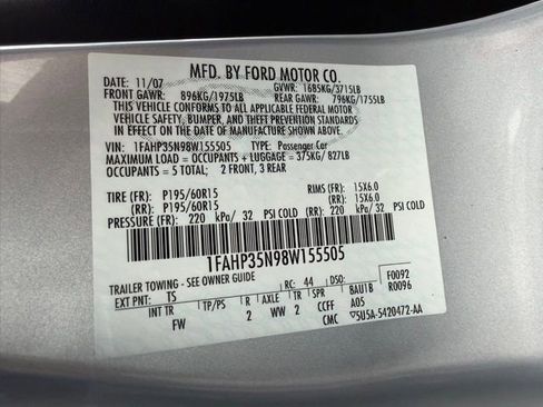 Used 2008 Ford Focus SE image 40