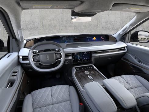 New 2026 Lincoln Navigator L Black Label image 9