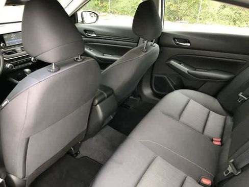 Used 2022 Nissan Altima 2.5 S FWD image 36