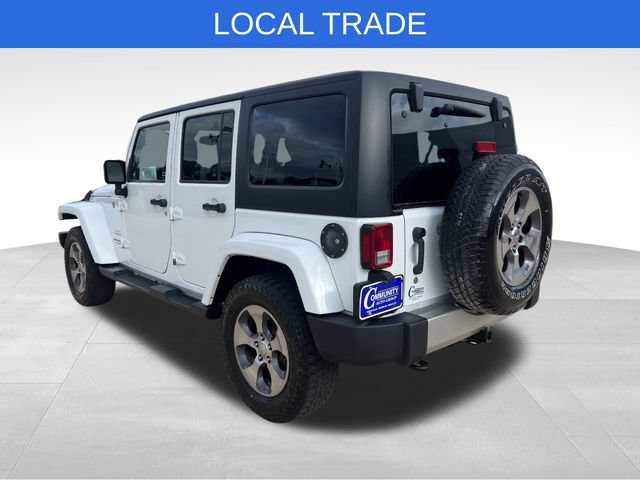 Used 2017 Jeep Wrangler Unlimited Sahara w/ Connectivity Group AWD/4WD image 4