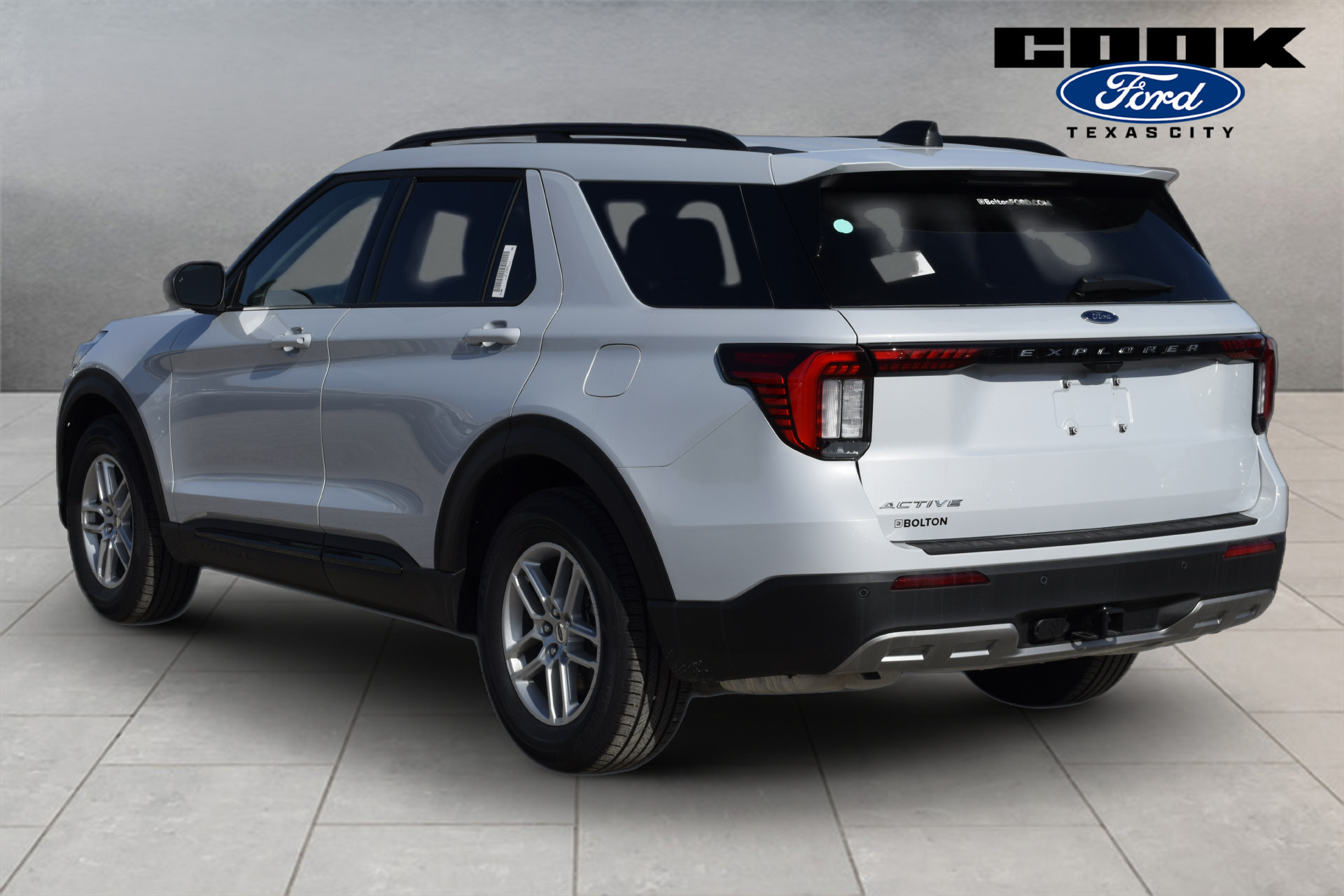New 2026 Ford Explorer Active w/ Active Comfort Package RWD image 4