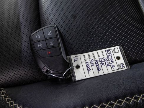 Used 2024 GMC Acadia Denali image 45