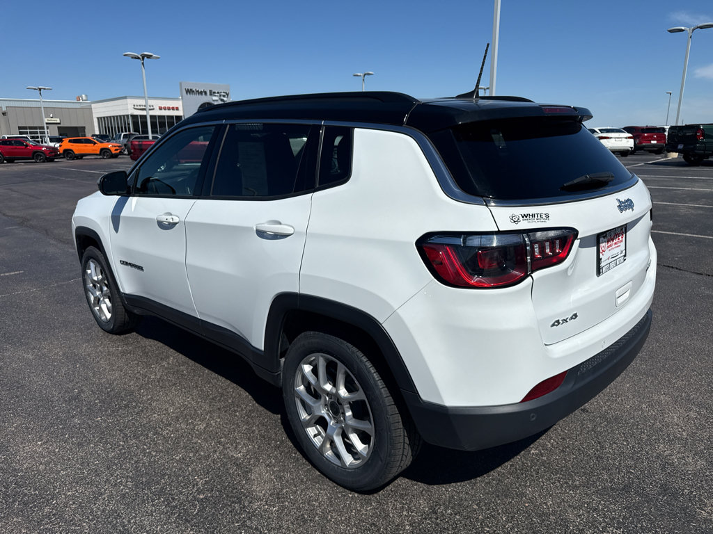 Certified 2025 Jeep Compass Limited AWD/4WD image 7