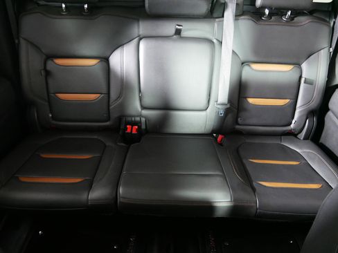 Used 2021 GMC Sierra 1500 AT4 w/ AT4 Value Package image 13