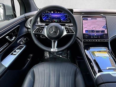 New 2026 Mercedes-Benz EQE 320+ SUV image 17
