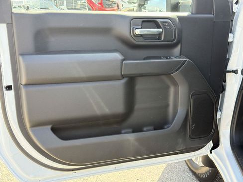 New 2026 GMC Sierra 2500 Pro w/ Convenience Package RWD image 16
