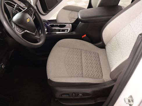 Used 2024 Chevrolet Equinox LT image 10