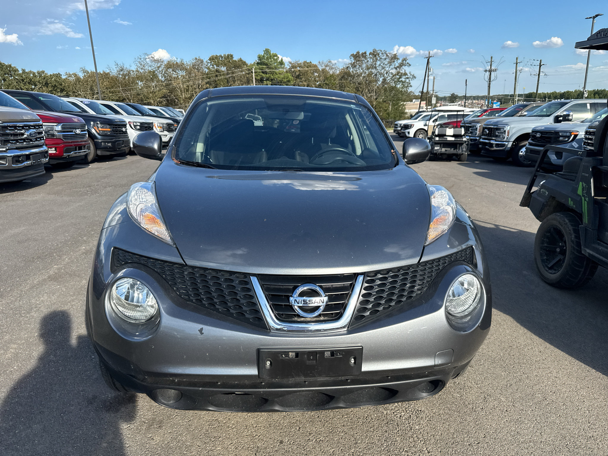 Used 2012 Nissan Juke SV FWD image 2