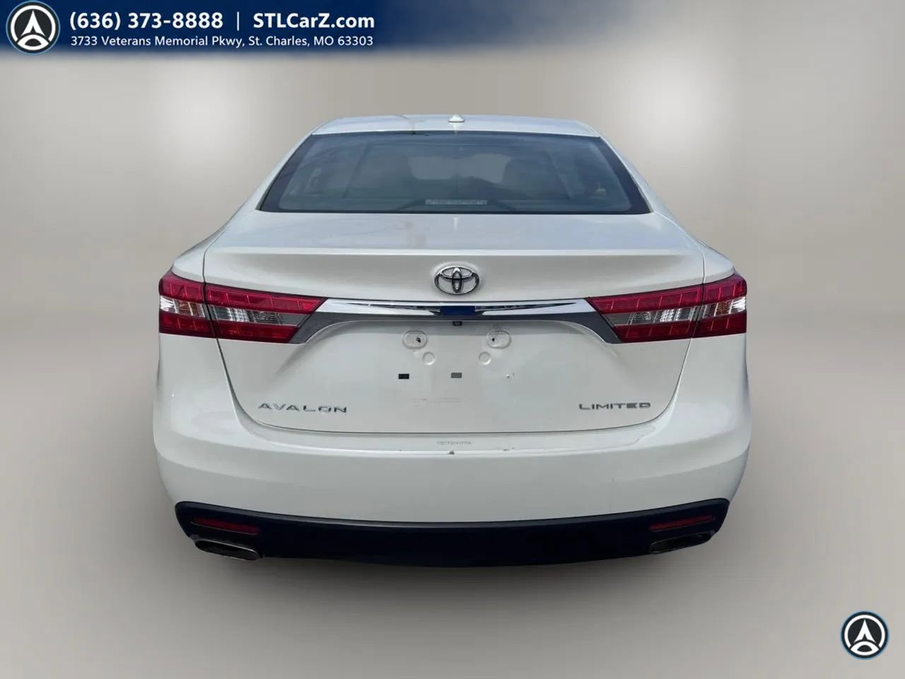 Used 2013 Toyota Avalon Limited FWD image 4