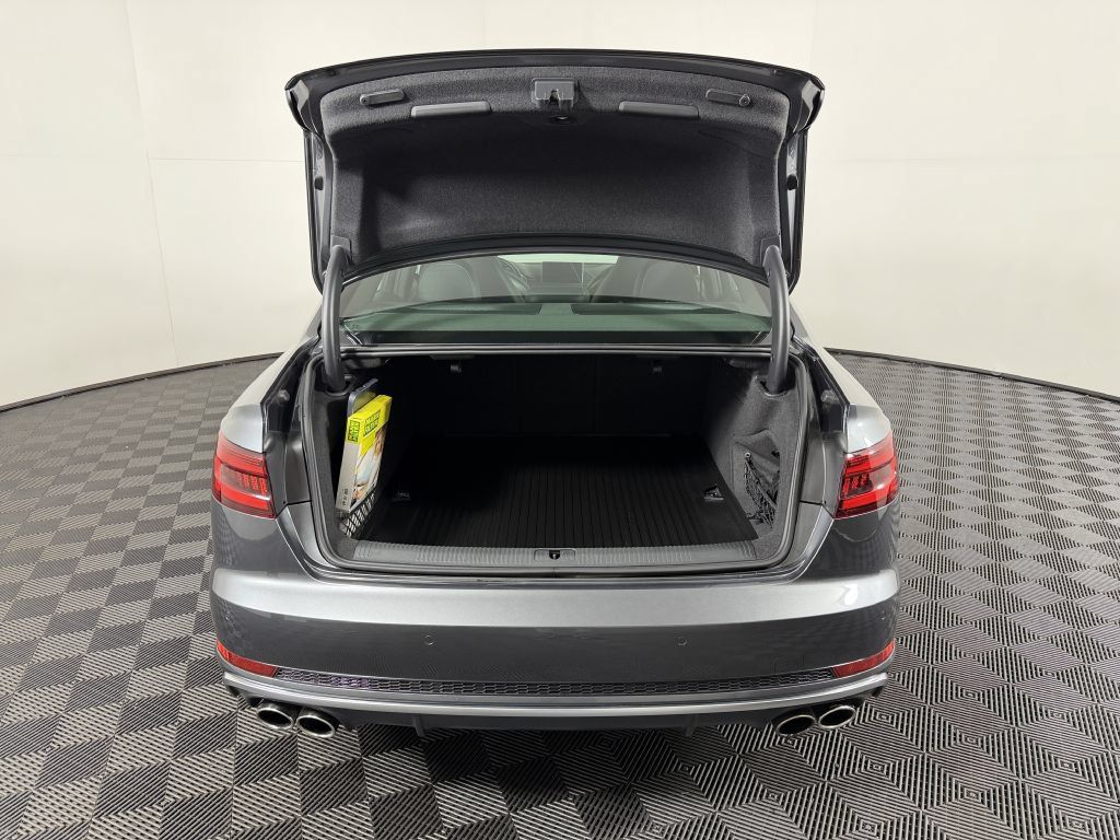 Used 2018 Audi S4 Prestige w/ Prestige Package AWD/4WD image 9