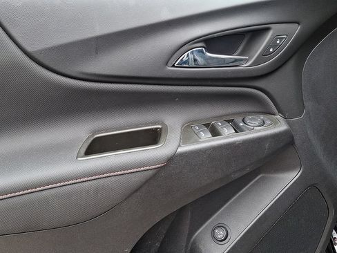 Certified 2024 Chevrolet Equinox RS AWD/4WD image 12