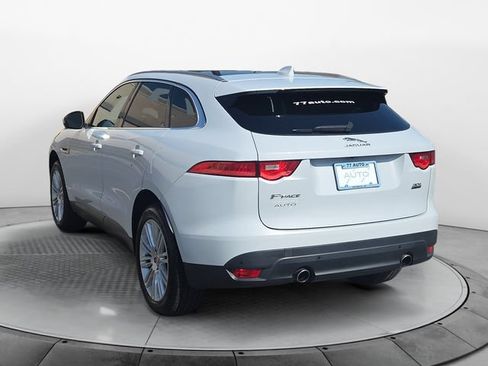 Used 2019 Jaguar F-PACE Portfolio AWD/4WD image 3