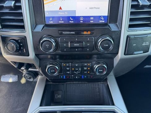 Used 2020 Ford F250 Lariat w/ Lariat Ultimate Package image 16