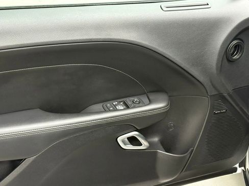 Used 2019 Dodge Challenger R/T Scat Pack w/ 1320 Drag Pack image 23