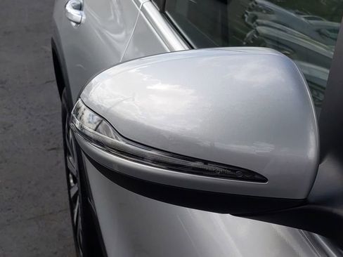 Certified 2021 Mercedes-Benz GLA 250 4MATIC image 9