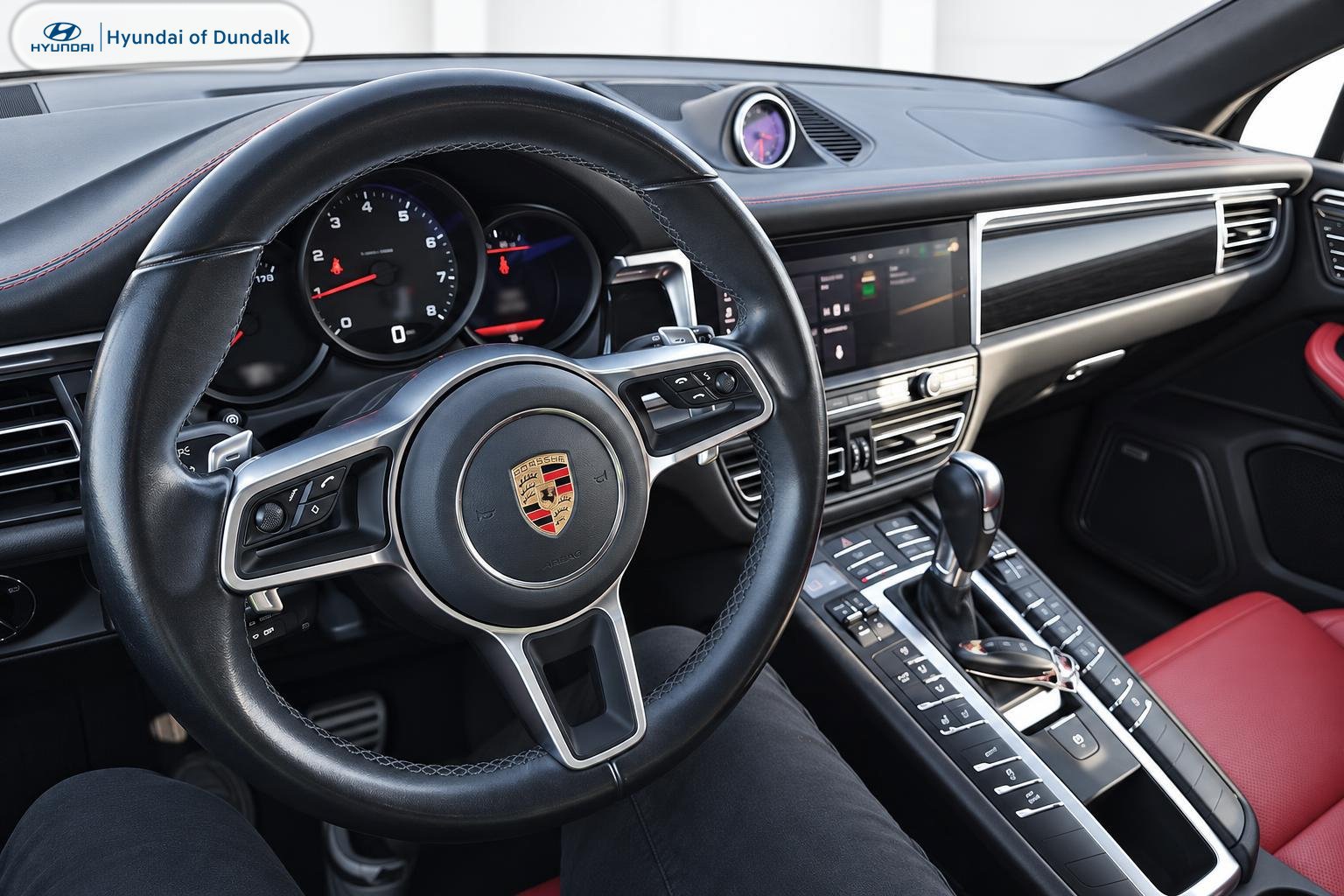 Used 2021 Porsche Macan AWD/4WD image 11