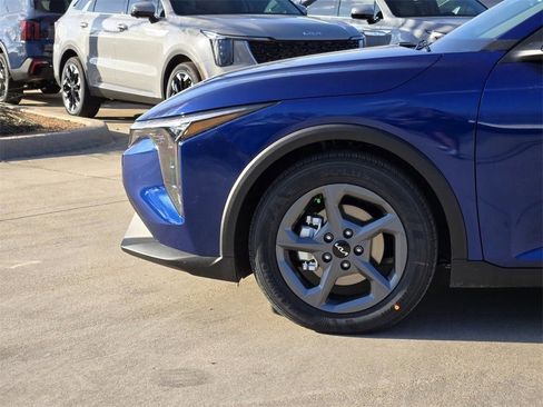 Certified 2026 Kia K4 LXS image 5