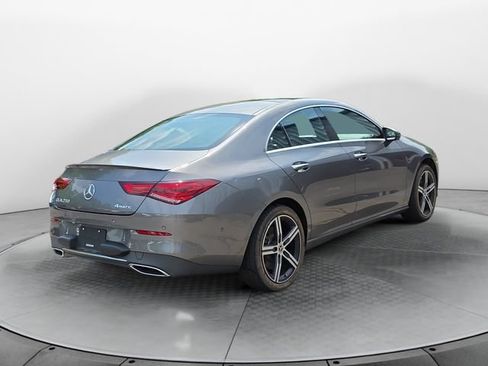 Used 2021 Mercedes-Benz CLA 250 4MATIC image 5