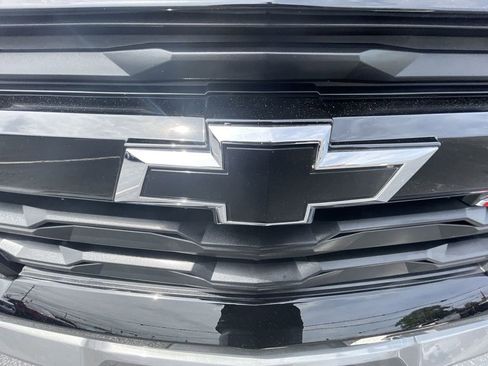 Certified 2025 Chevrolet Colorado Z71 w/ Midnight Edition AWD/4WD image 29