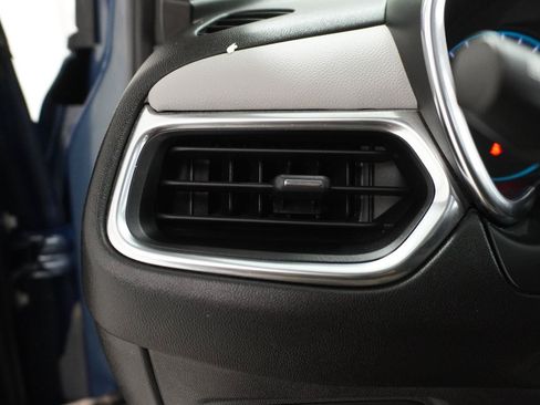 Used 2024 Chevrolet Equinox LS w/ Driver Confidence II Package FWD image 13