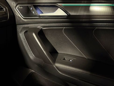 Used 2023 Volkswagen Tiguan SEL R-Line image 19