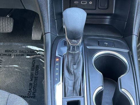 Used 2024 Chevrolet Equinox LT image 18