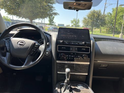Used 2021 Nissan Armada Platinum w/ Captain's Chairs Package RWD image 29