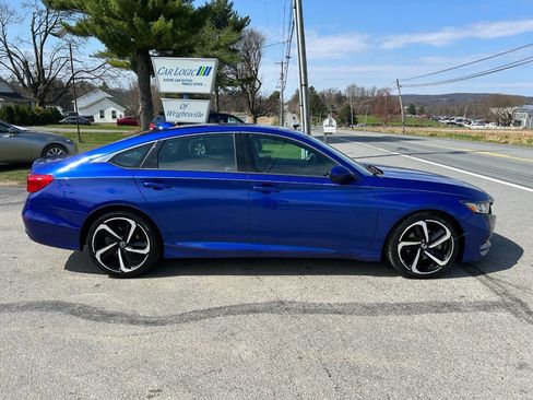 Used 2018 Honda Accord Sport image 7