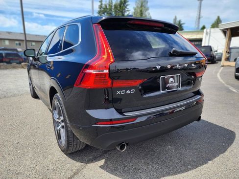 Used 2019 Volvo XC60 T5 Momentum w/ Premium Package AWD/4WD image 9