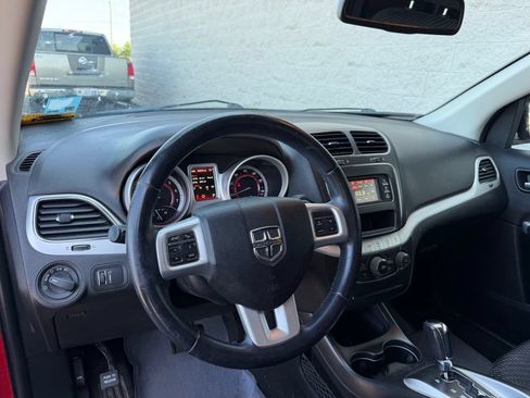 Used 2018 Dodge Journey SE w/ Popular Equipment Group FWD image 11