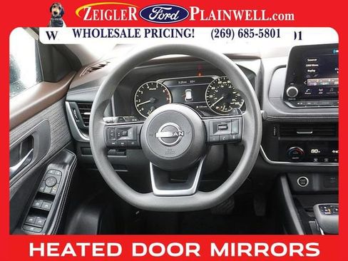 Used 2023 Nissan Rogue SV image 13