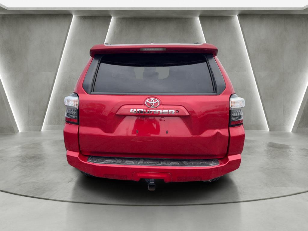 Used 2020 Toyota 4Runner SR5 AWD/4WD image 6